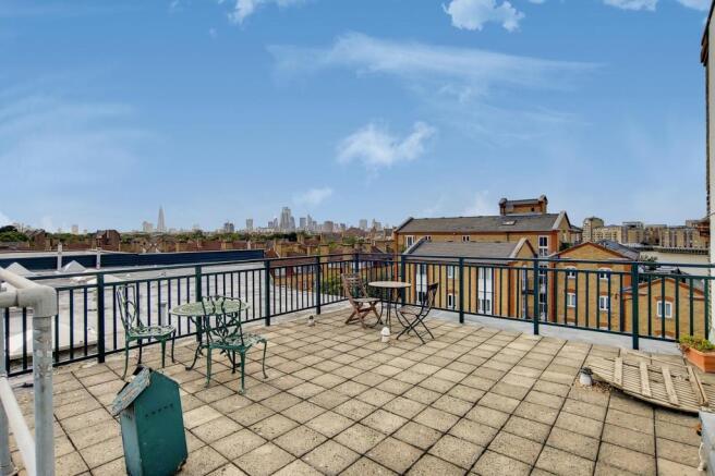 Roof terrace alt