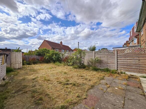 3 bed Semi-Detached for sale Image 9