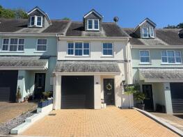 17, Flora Gardens, Penrose Road, Helston TR13 8DW