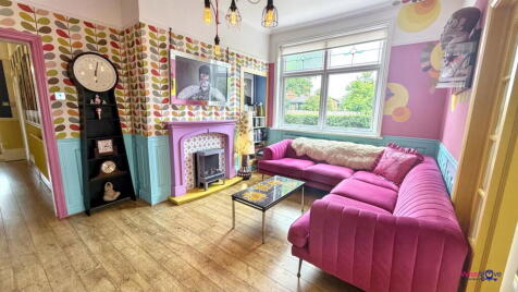 Birchfield Road, Widnes, WA8