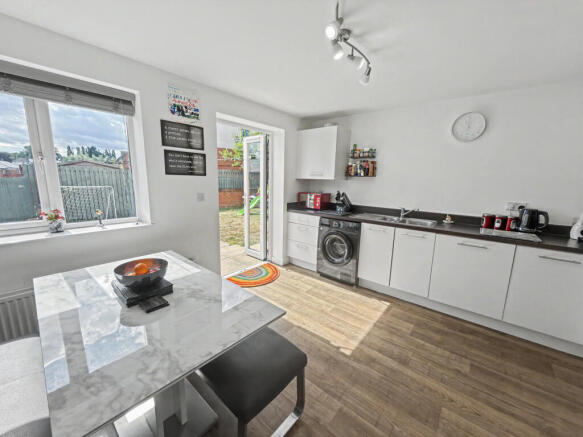 Kitchen /Dining Room