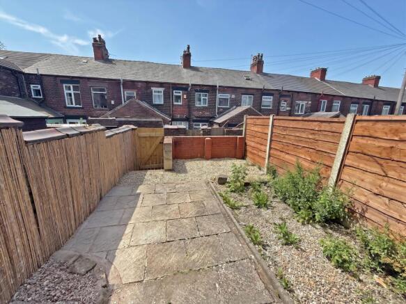 2 bed Terraced for sale Image 8