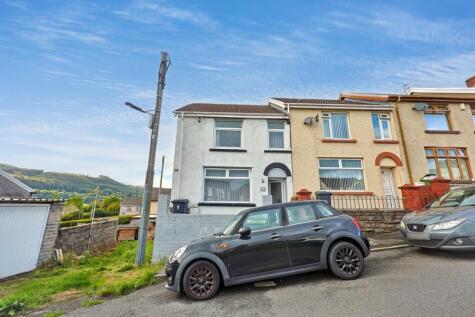 1 King Street, Abercynon, Mountain Ash, Mid Glamorgan, CF45 4UW