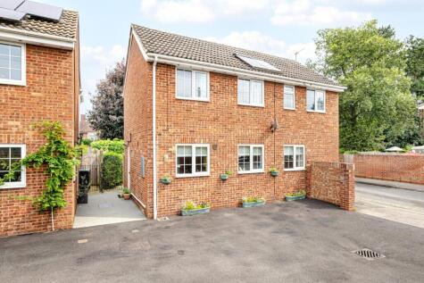 Spencer Close, Stansted, Essex, CM24