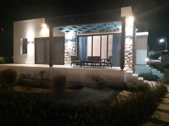 Luxury 3 Bed Bungalow on Boutique Development with clear Sea View Image 84 2