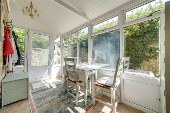 3 bed Detached for sale Image 8