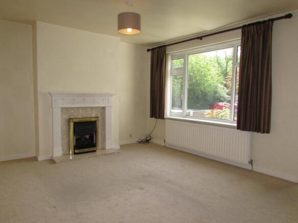 WarwickRd41newlnge1.JPG