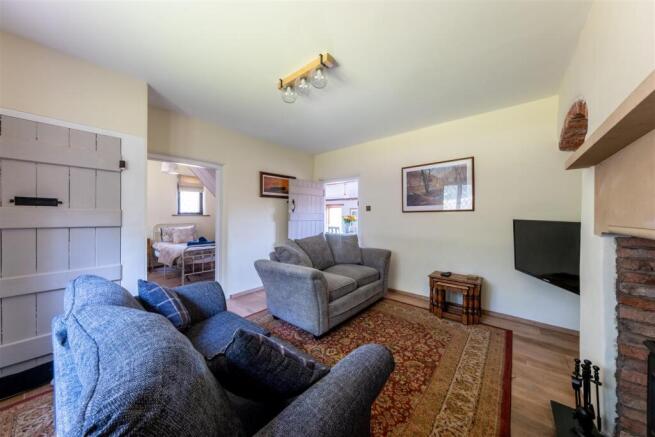 1 Fountain Cottages-012.JPG