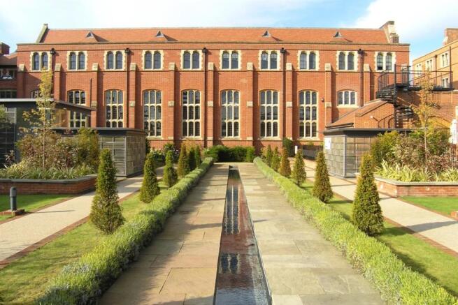 Abbey Gardens - Water Feature.jpg
