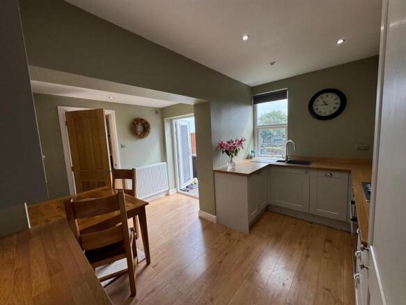 Gray Street, Hightown, Liversedge photo 5