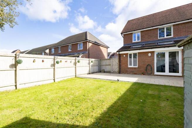 Spinners Avenue, Bamber Bridge, Preston photo 4