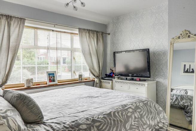 Bedroom 1 (Double)