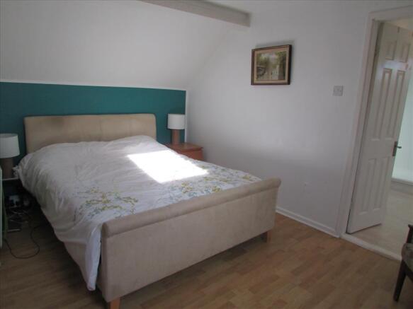 EN SUITE