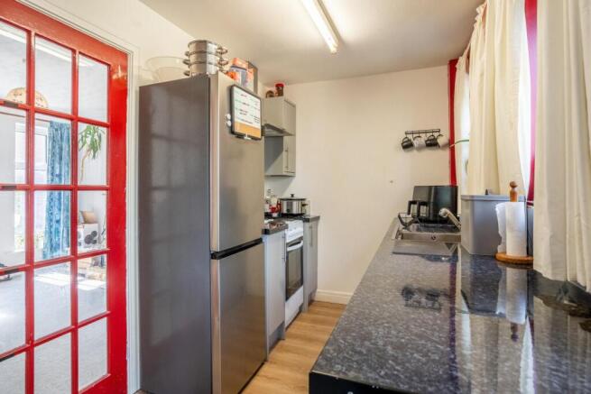 1 bed Terraced for sale Image 5