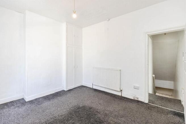2 bed Terraced for sale Image 8