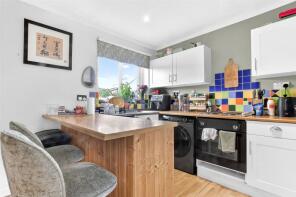 180, Juniper, Bracknell RG12 7ZE