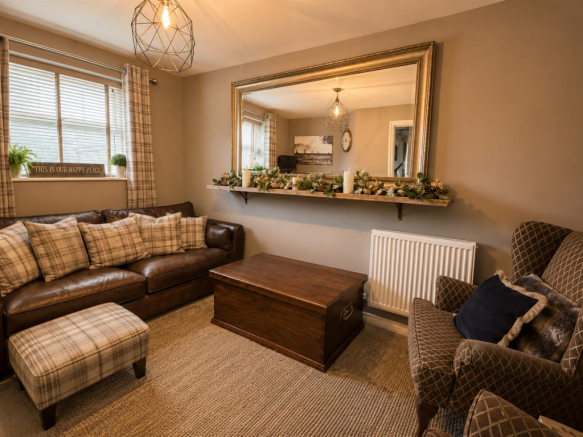 4 bed House for sale Image 4