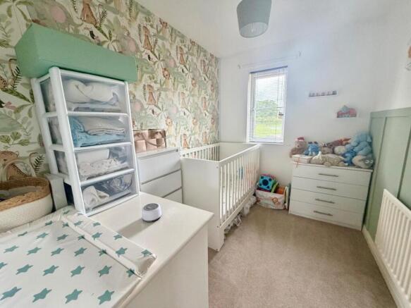 3 bed Semi-Detached for sale Image 10