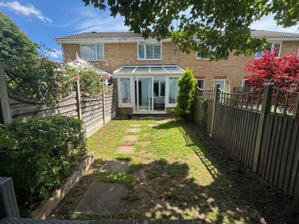 Alsop Close, London Colney, AL2