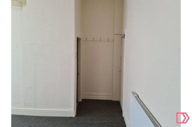 Bedroom (b)