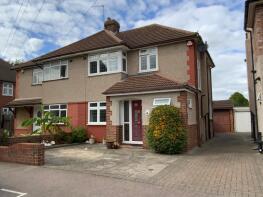 85, Eyhurst Avenue, Hornchurch RM12 4RB