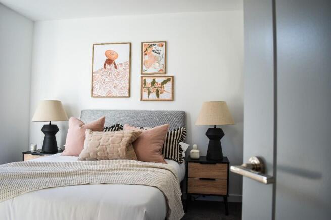 1 bed Apartment to rent Image 12