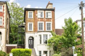 37a, Palace Square, Anerley, London SE19 2LT