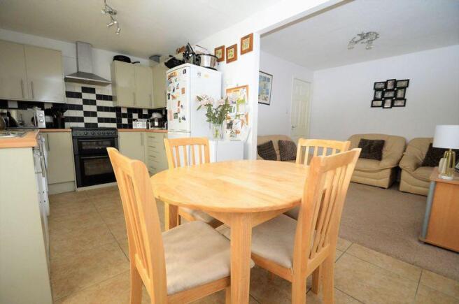 Open plan livi...