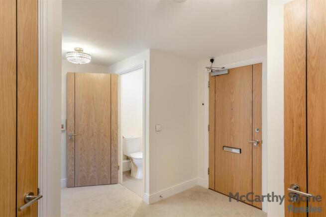 8690576-interior04.jpg