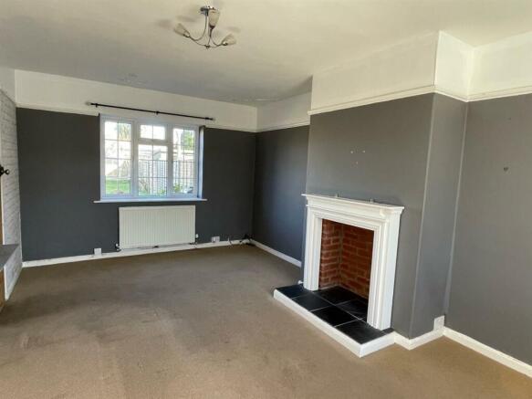 Lounge.1.jpg