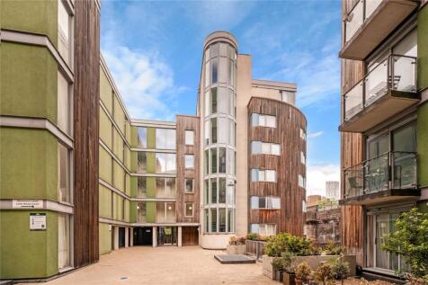 Grosvenor Court, 2 Wharf Lane, London, E14
