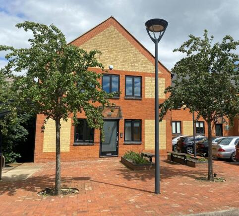 9 Warren exterior.jpg