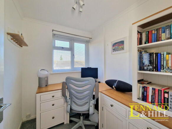 Photo 11