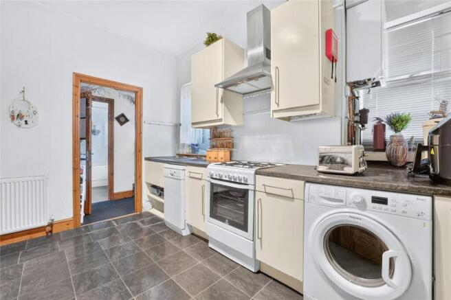 Park Grove Road, Leytonstone, London, E11 photo 3
