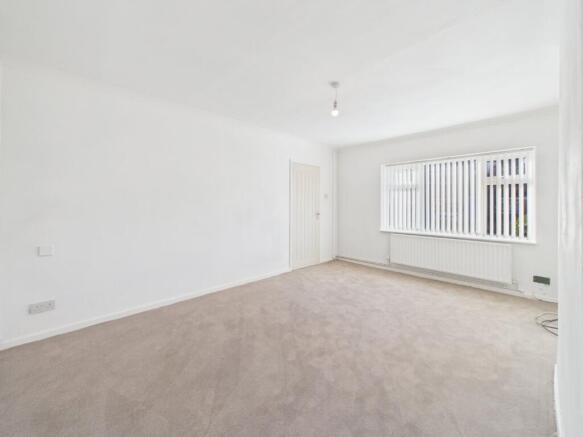Second Avenue, Carrbrook, Stalybridge, Greater Manchester, SK15 photo 4