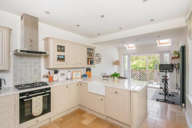 2G2AKE - Kitchen C.jpg