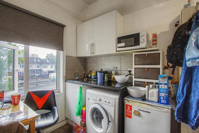 73 Hendon Way, London, NW2 2LY