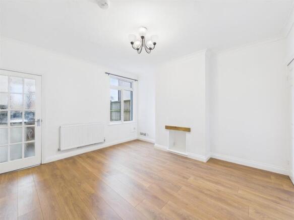 Dining Room.jpg