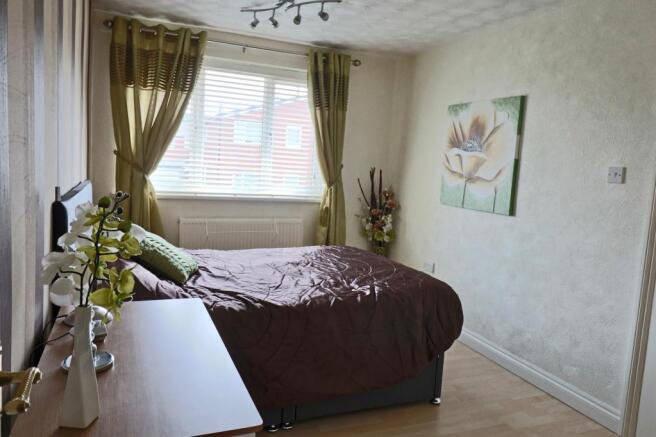 Bedroom 1 (Double)