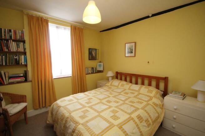 bed1.JPG