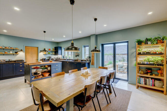 Dining Kitchen 1