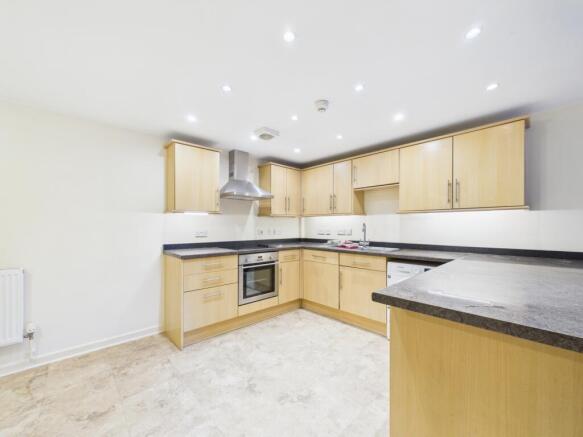 CAM01721G0-PR0107-STILL003