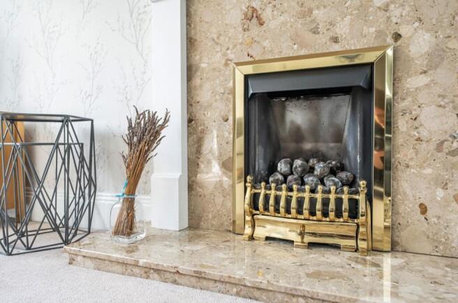 2 bed Link Detached House for sale Image 6