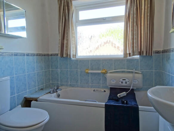 Photo 10