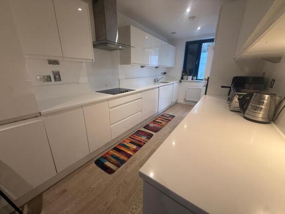 130 Rotherhithe New Road, London, SE16 2AP photo 5