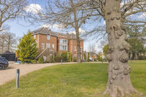Denham Road, Iver, SL0