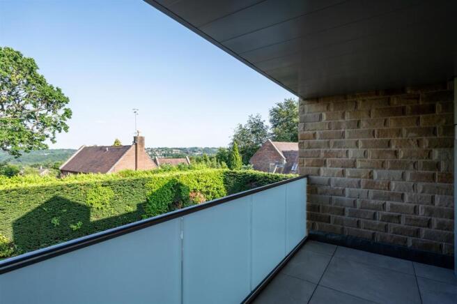 2 bed Apartment for sale Image 12