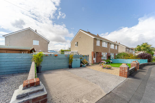 3 Bedroom Semi Detached for Sale