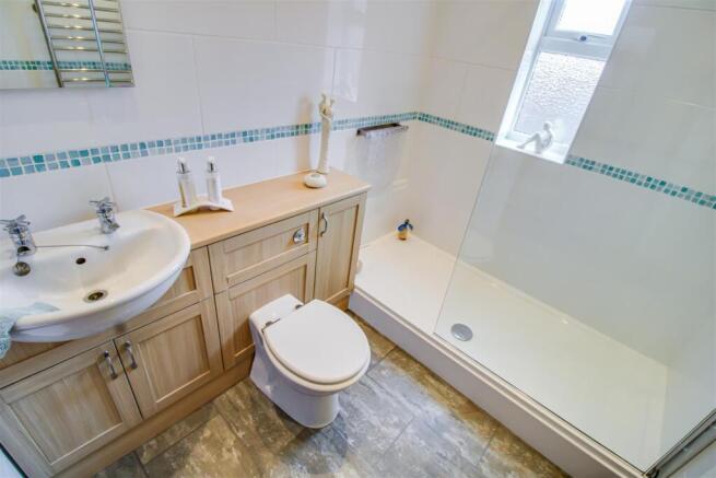 3 bed Semi-Detached for sale Image 7