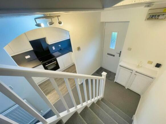 entrance hallway new.jpg